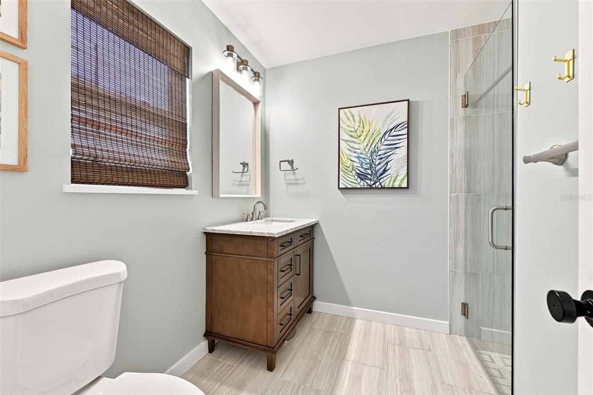 12999 INDIAN ROCKS ROAD — photo 32 of 54