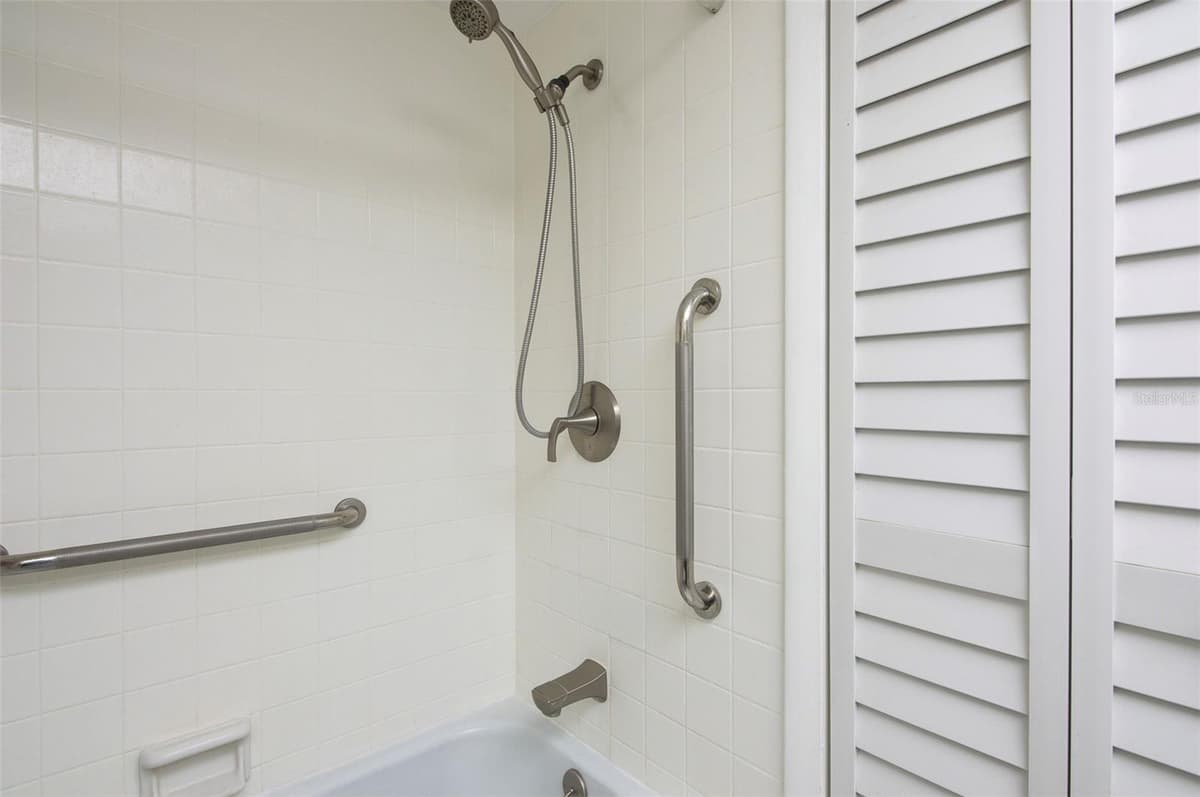 4720 LOCUST STREET — photo 25 of 40