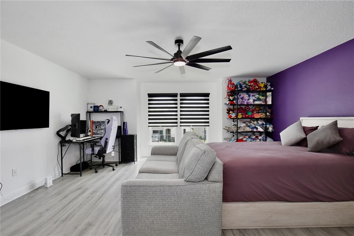 4515 LIONS GATE AVENUE — photo 36 of 73