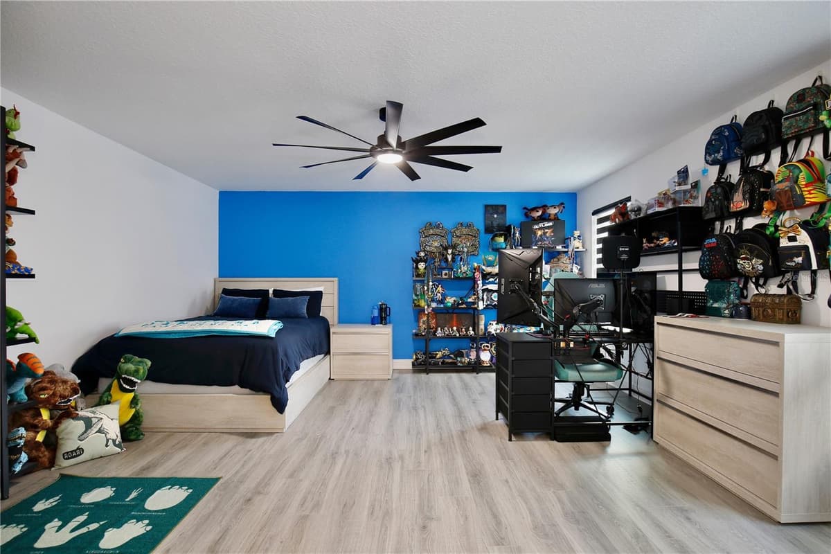 4515 LIONS GATE AVENUE — photo 33 of 73