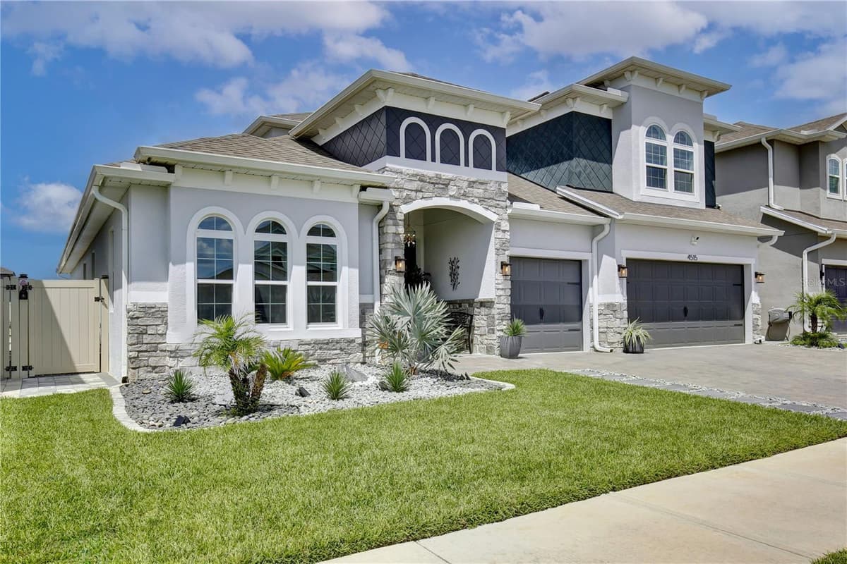 4515 LIONS GATE AVENUE — photo 3 of 73