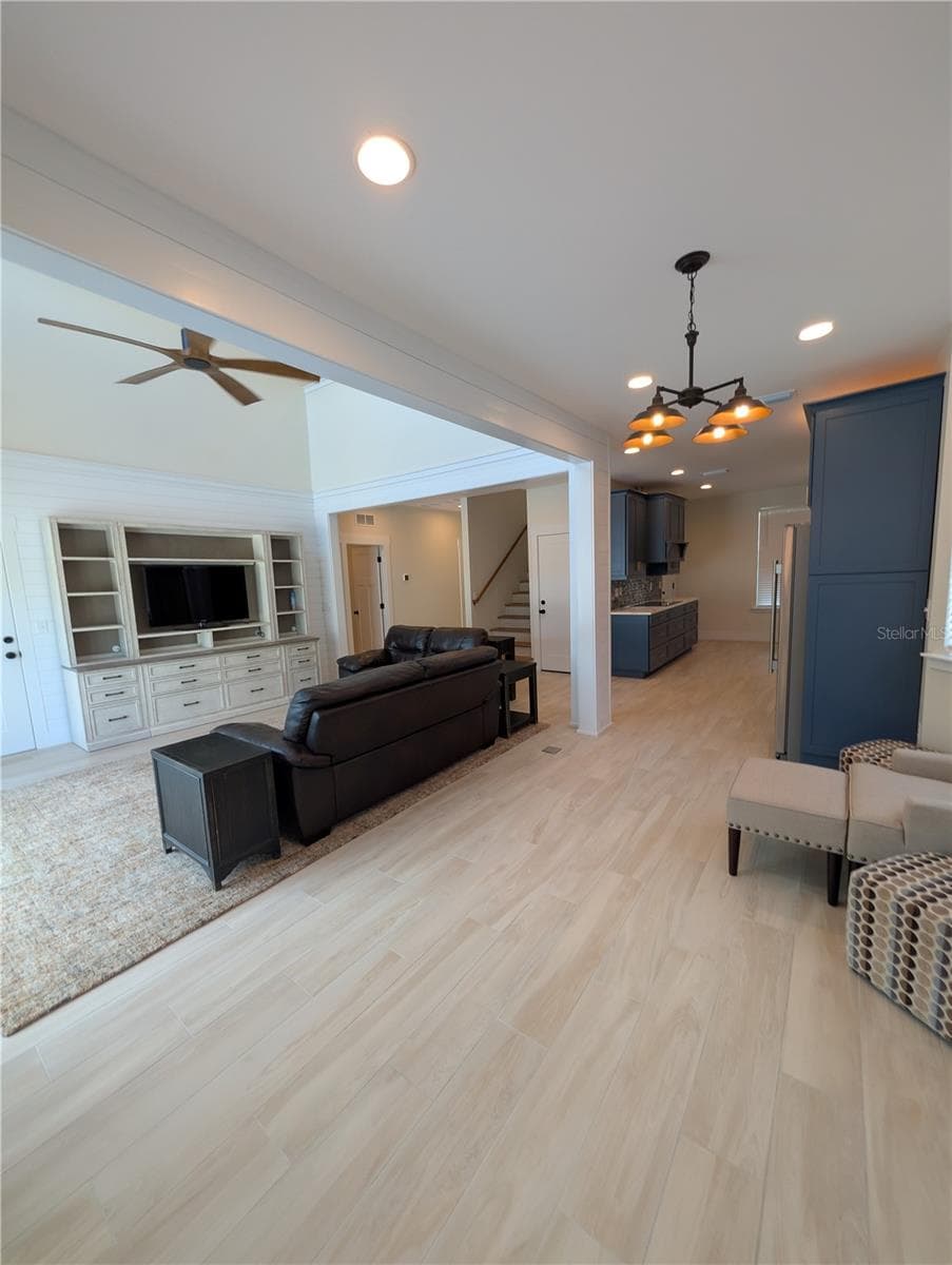 414 JESSAMINE BOULEVARD — photo 14 of 43