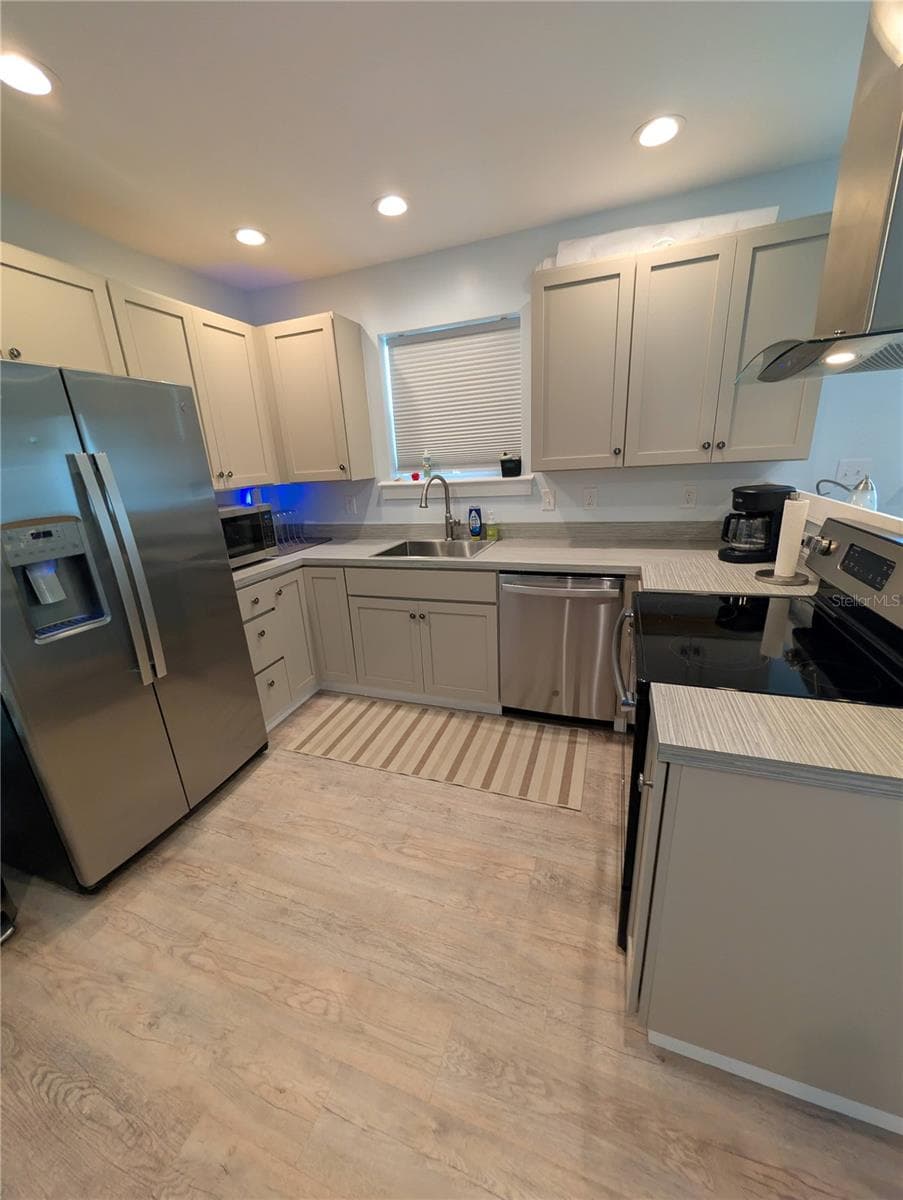 414 JESSAMINE BOULEVARD — photo 38 of 43