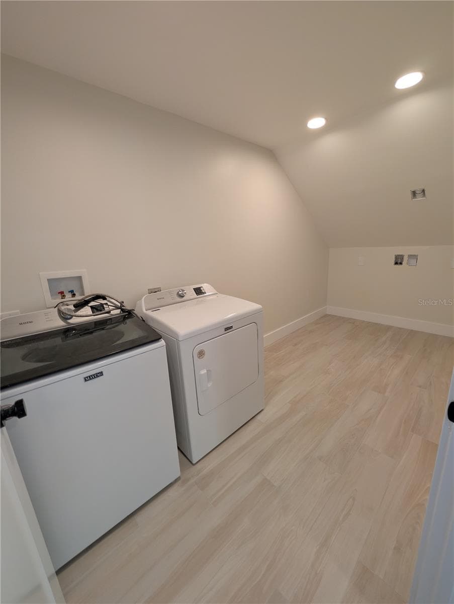 414 JESSAMINE BOULEVARD — photo 34 of 43