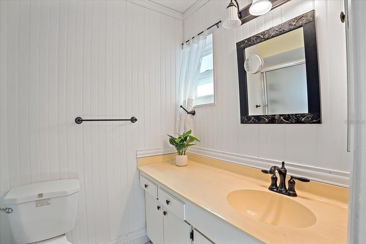 6948 COUNTRY CLUB DRIVE — photo 15 of 28
