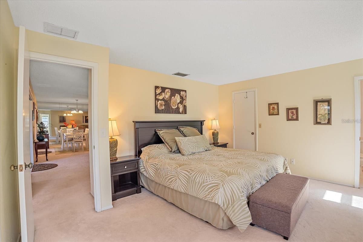6948 COUNTRY CLUB DRIVE — photo 14 of 28