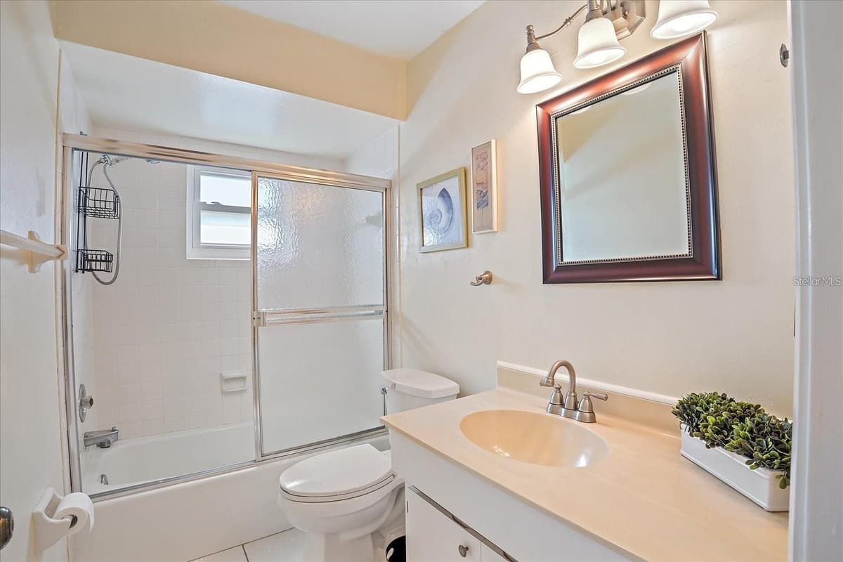 6948 COUNTRY CLUB DRIVE — photo 19 of 28