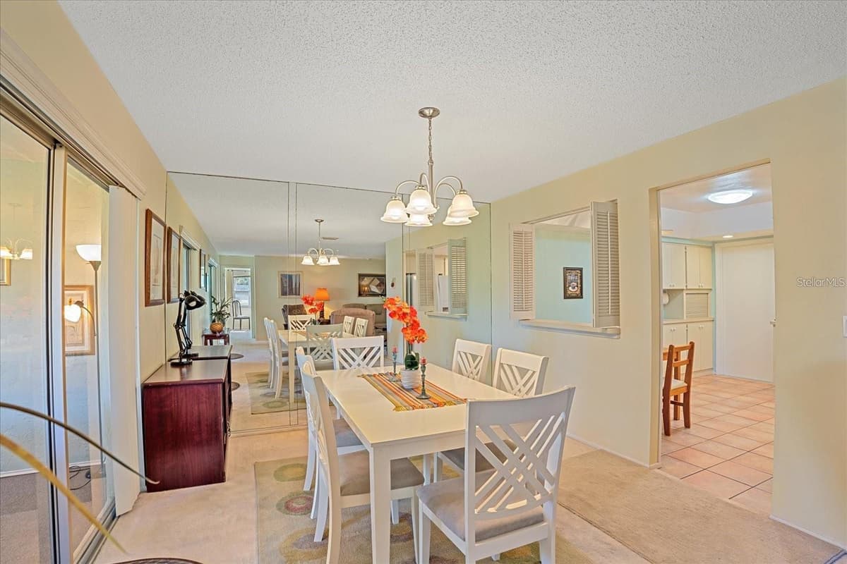 6948 COUNTRY CLUB DRIVE — photo 7 of 28