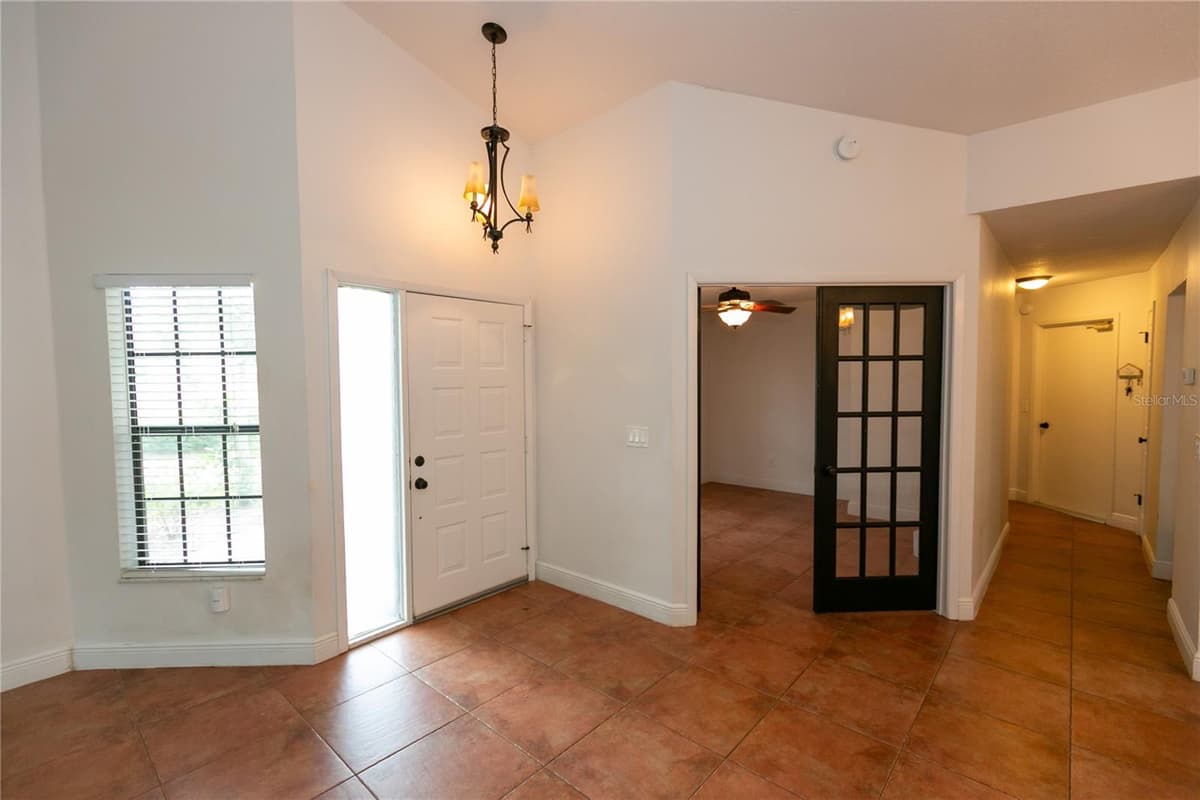 640 ELM CREEK COURT — photo 9 of 32