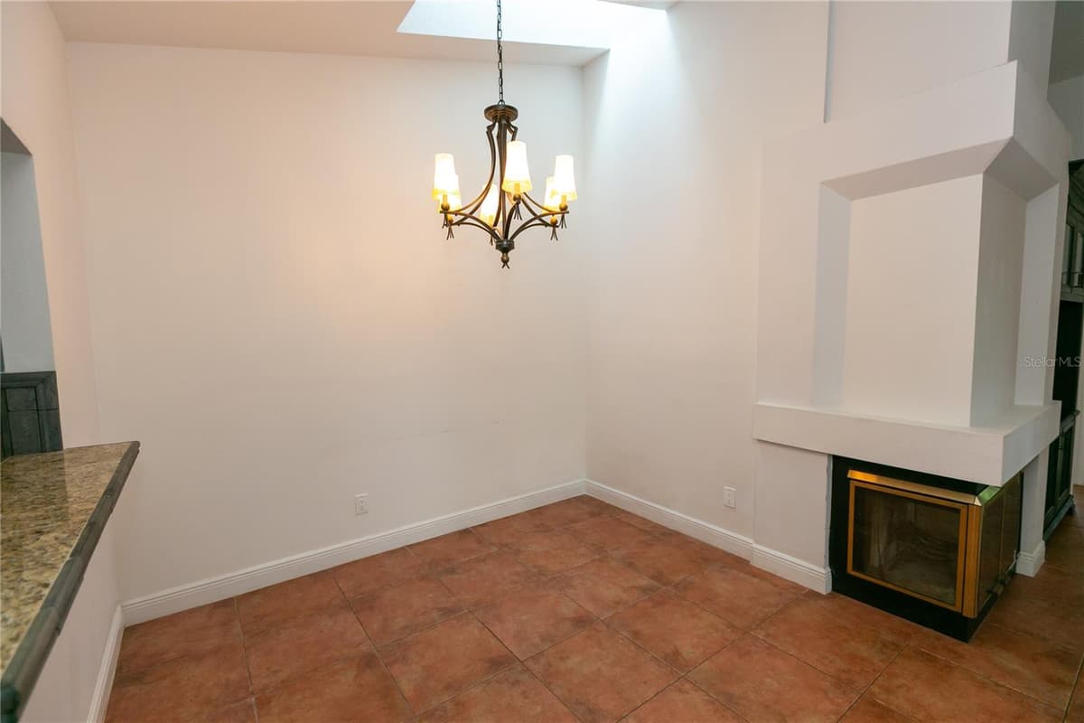 640 ELM CREEK COURT — photo 11 of 32