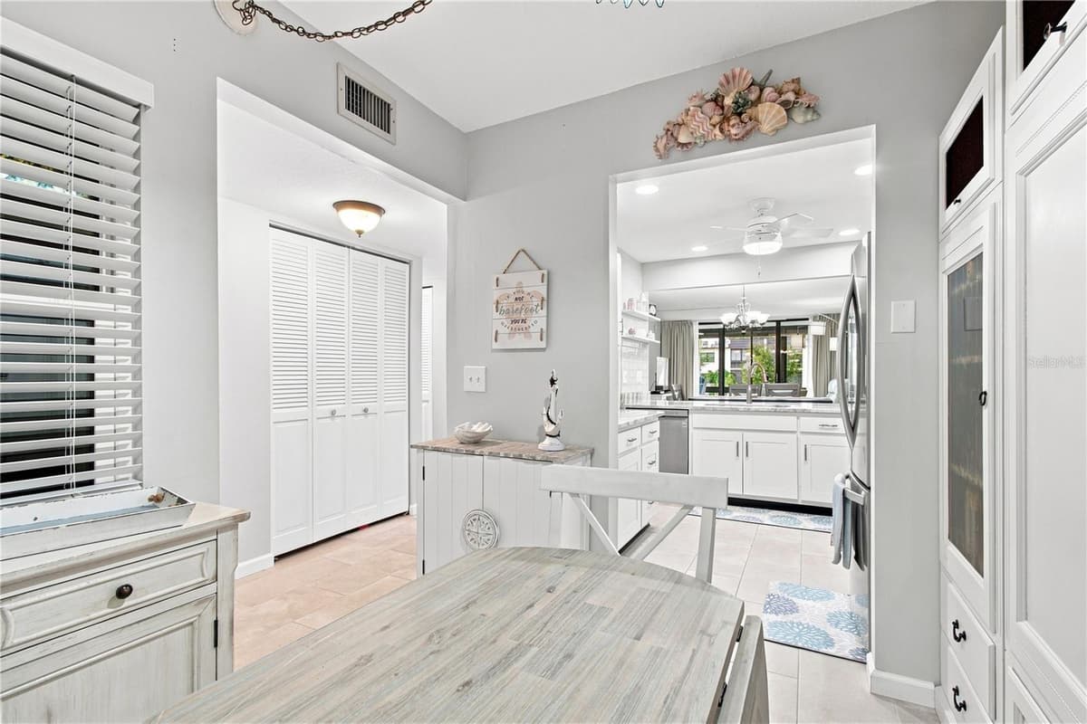 14130 ROSEMARY LANE — photo 27 of 61