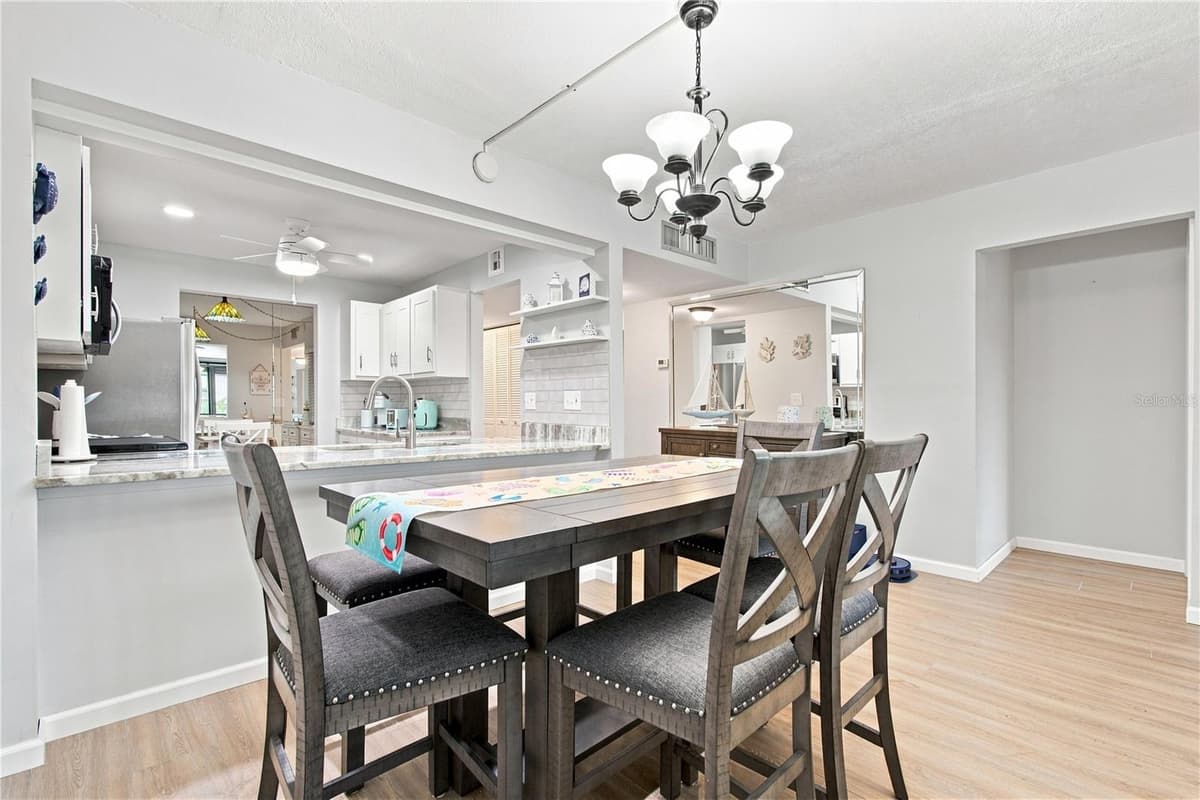 14130 ROSEMARY LANE — photo 30 of 61