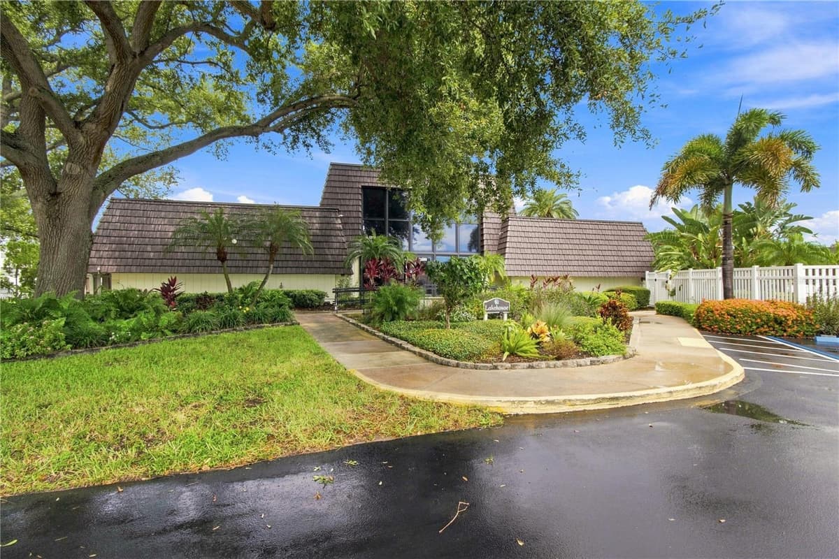14130 ROSEMARY LANE — photo 39 of 61