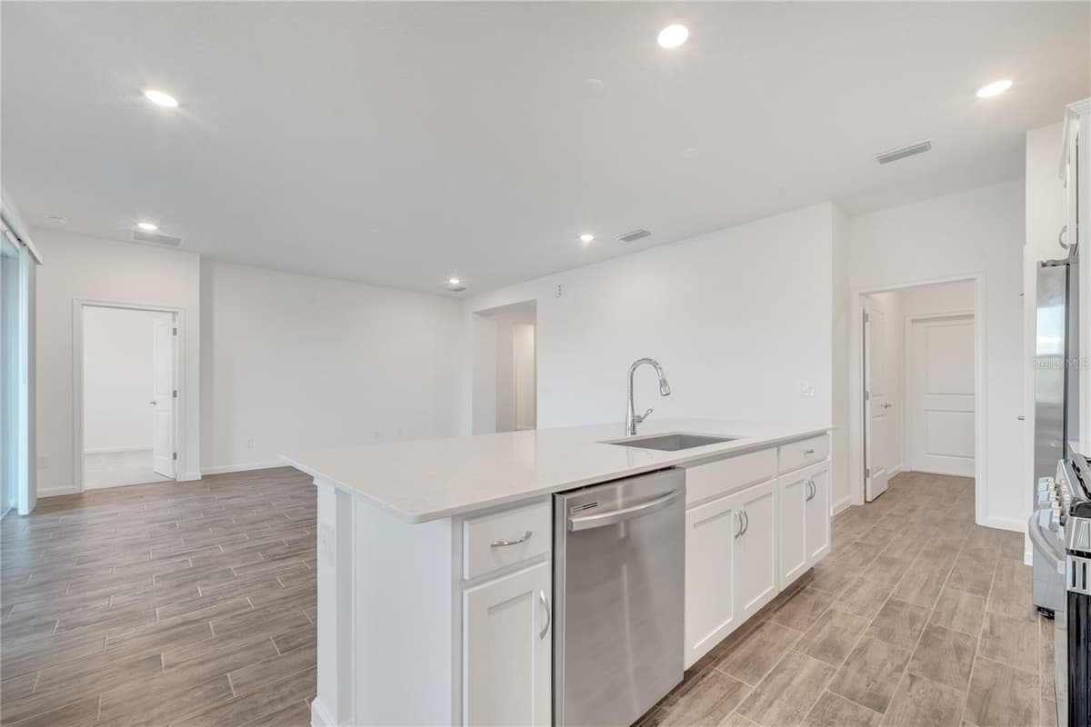 2272 SIRENS LANE — photo 19 of 38