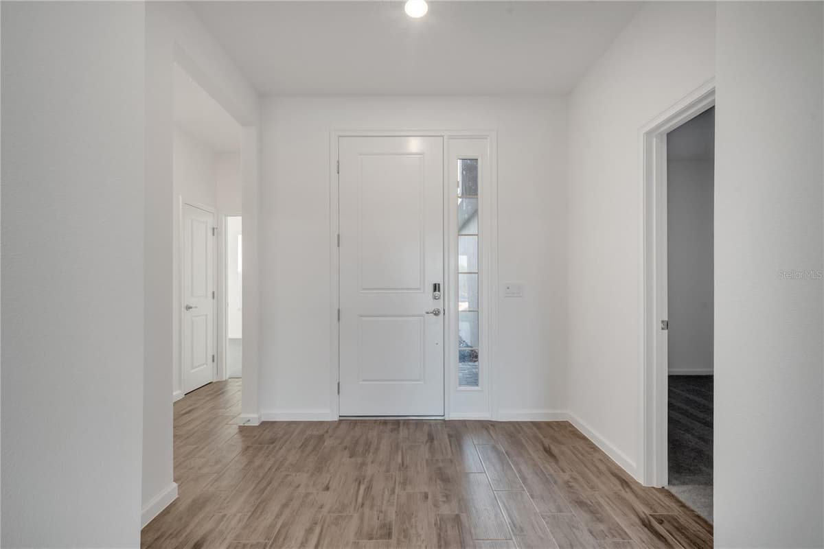 2272 SIRENS LANE — photo 3 of 38