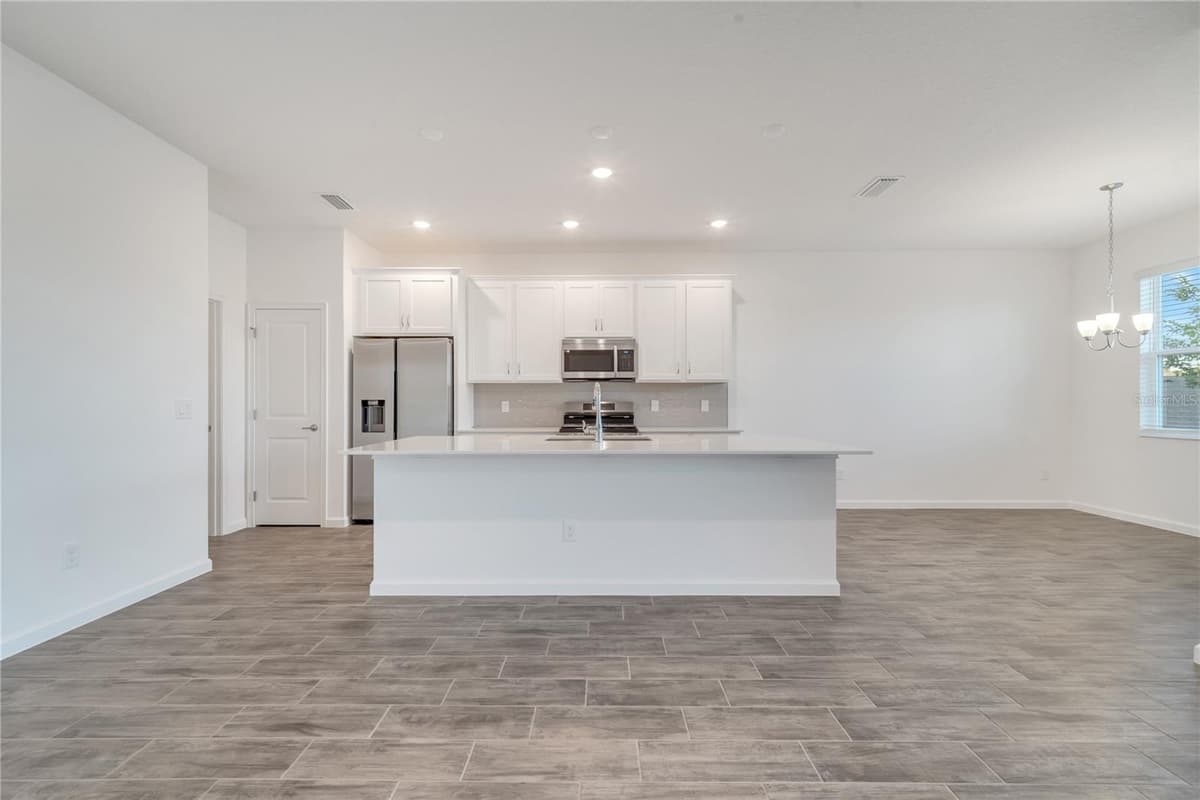 2272 SIRENS LANE — photo 15 of 38