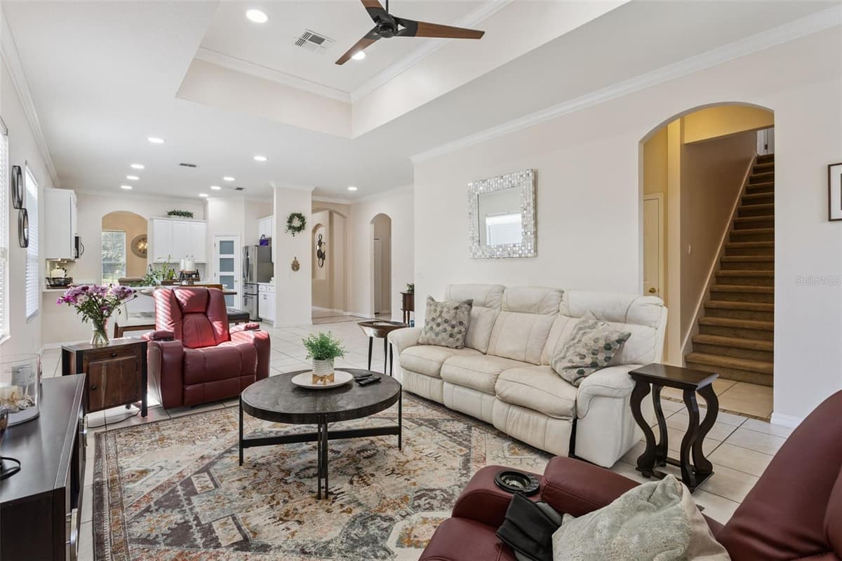 116 AVERY LAKE DRIVE — photo 5 of 47