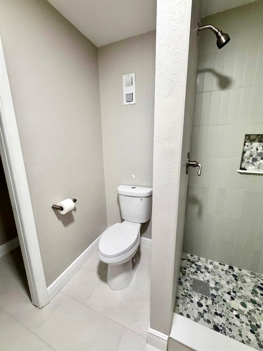 7939 PINE DRIVE — photo 11 of 23