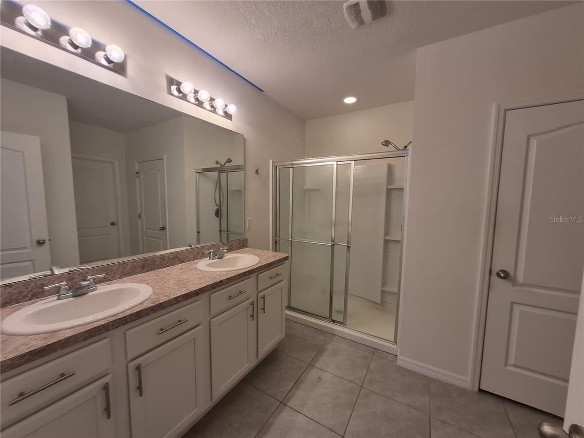492 HONEY BELL ROAD — photo 6 of 10