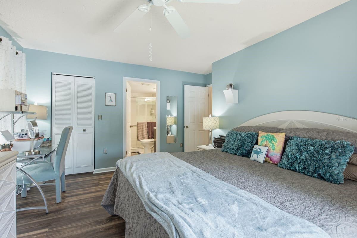 1345 PINE RIDGE CIRCLE — photo 16 of 33