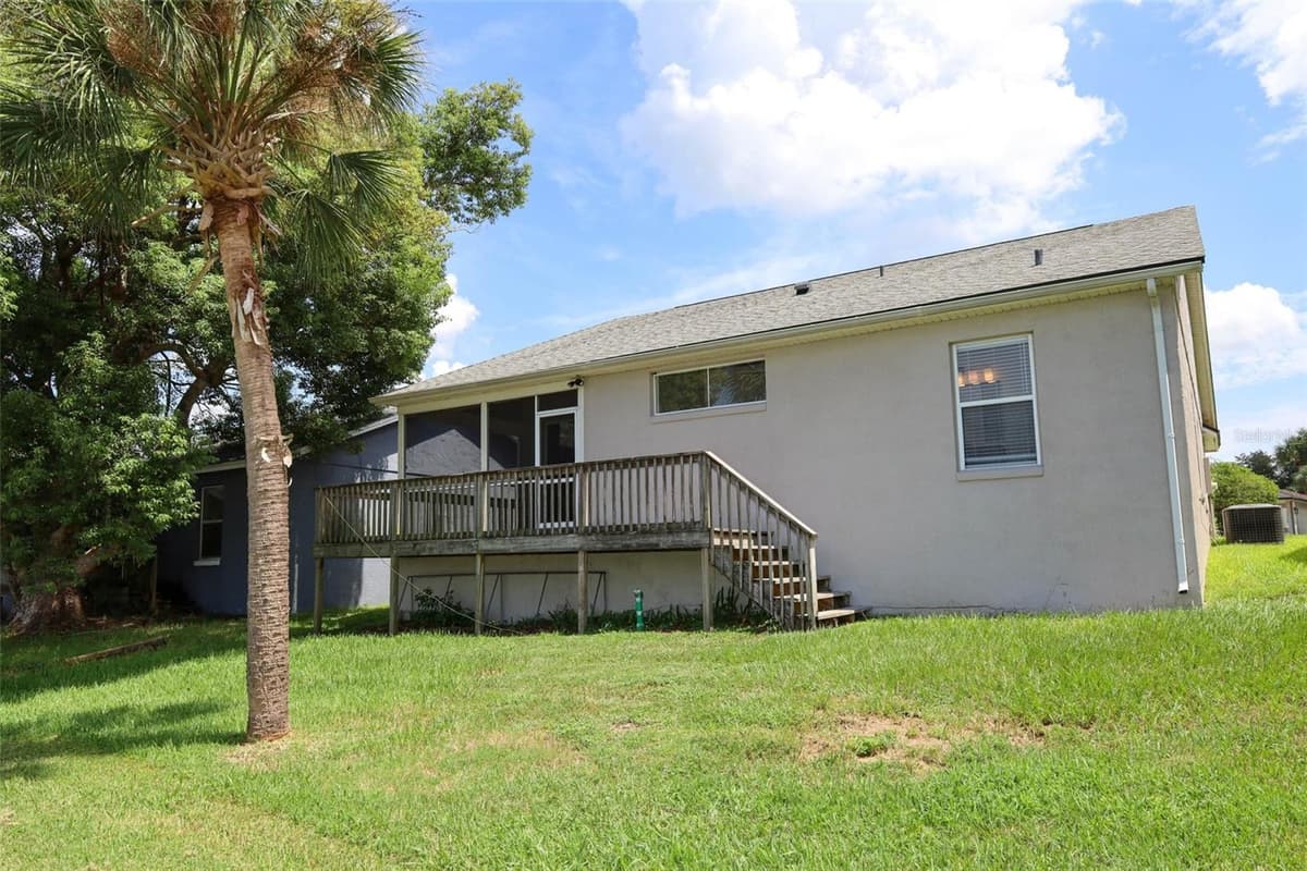 1042 PIEDMONT LAKES BOULEVARD — photo 34 of 44
