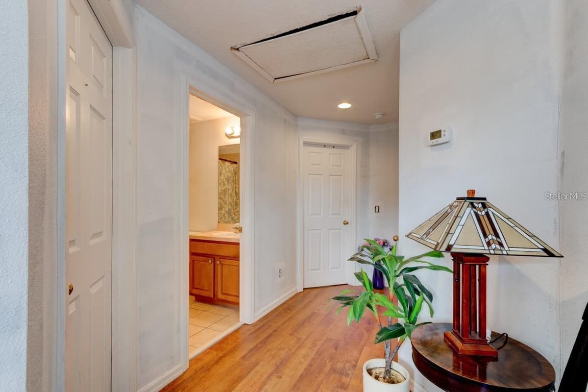 1128 TRAVERTINE TERRACE — photo 10 of 13