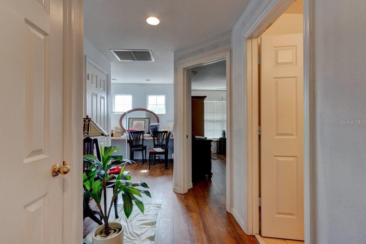 1128 TRAVERTINE TERRACE — photo 11 of 13