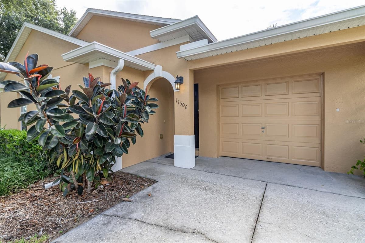 17506 WOODCREST WAY — photo 9 of 63