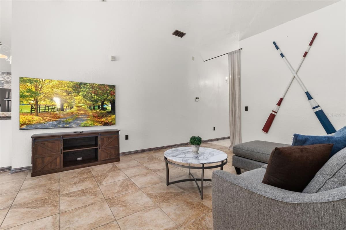17506 WOODCREST WAY — photo 13 of 63