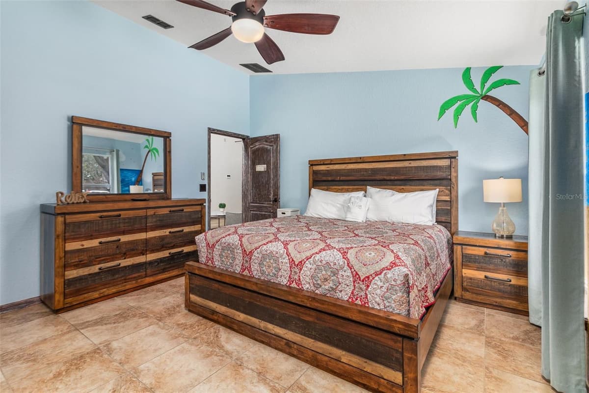 17506 WOODCREST WAY — photo 36 of 63
