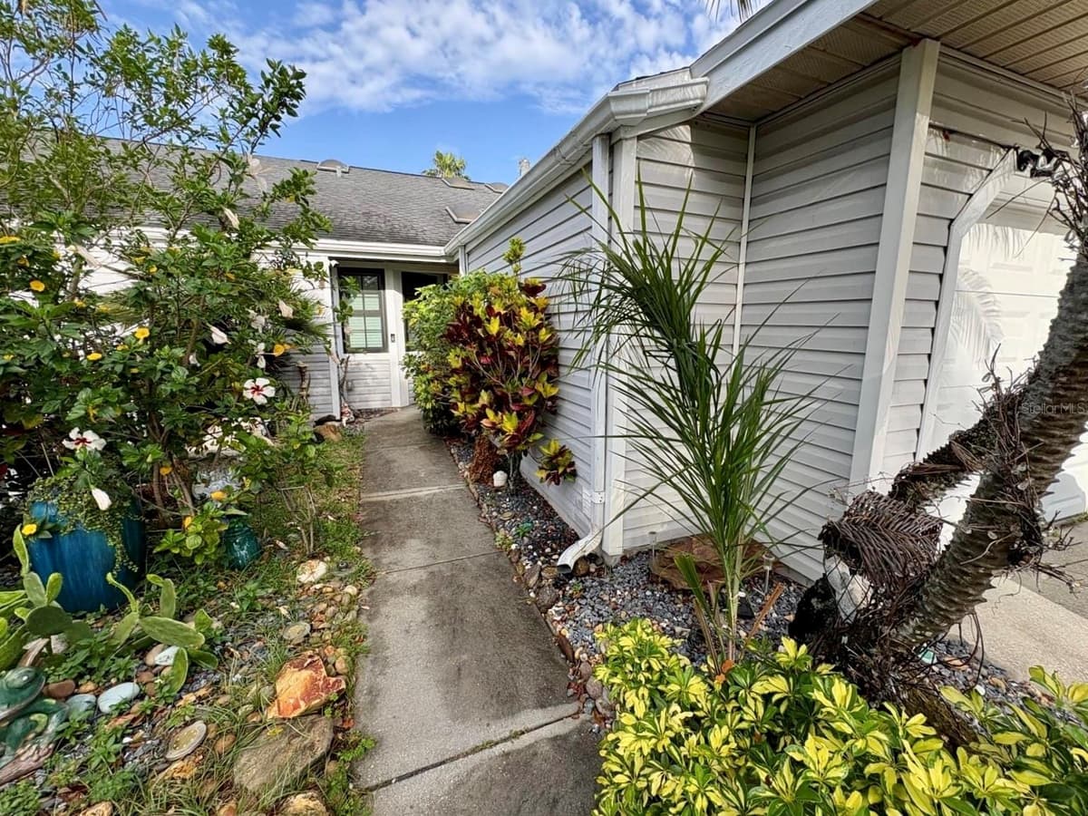 2466 ALHAMBRA STREET — photo 2 of 15