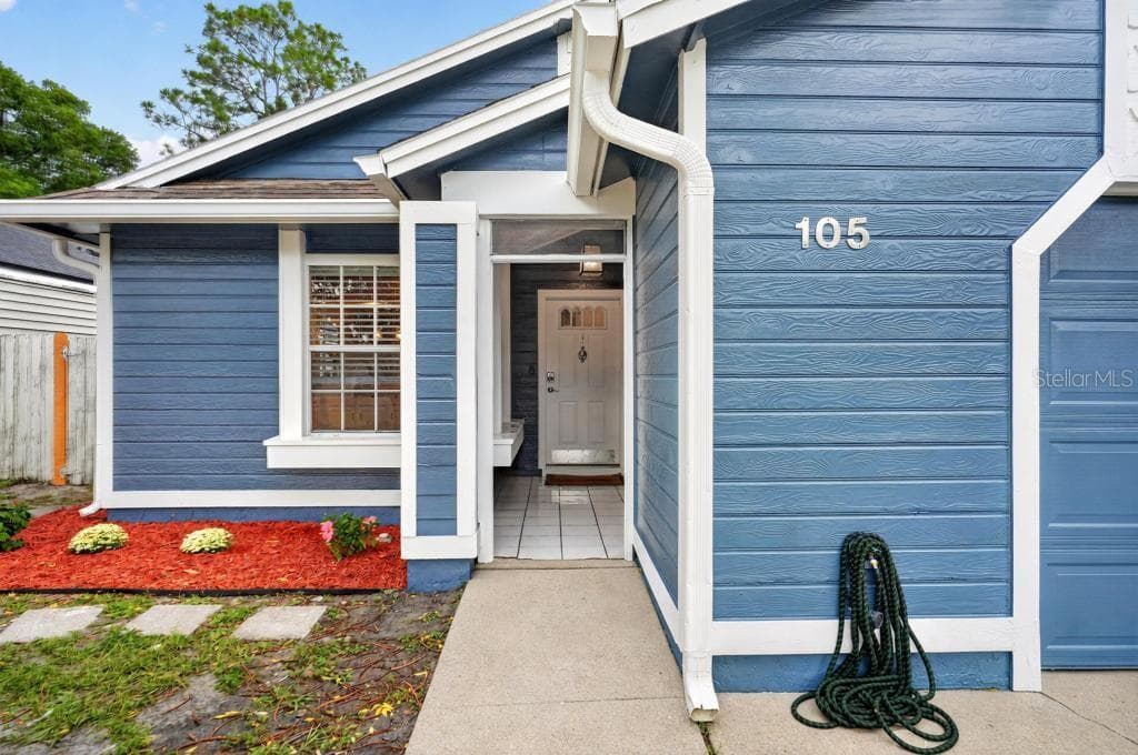 105 NEWPORT SQUARE — photo 2 of 68