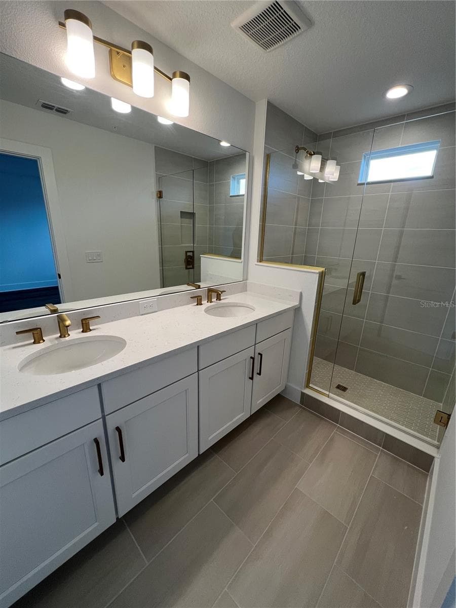1819 PINECLIFF DRIVE — photo 14 of 51