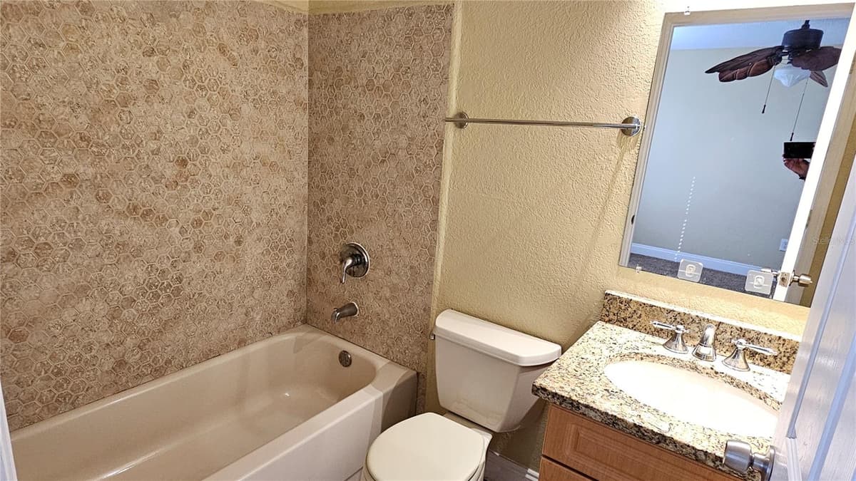 3651 N GOLDENROD RD ROAD — photo 7 of 11