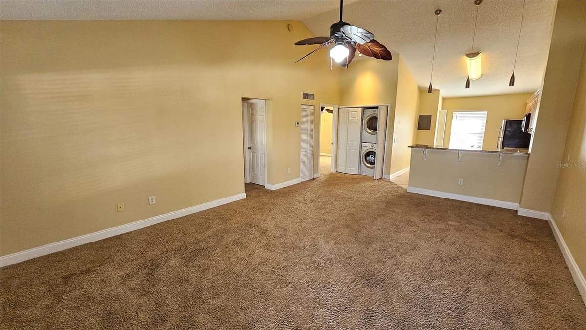 3651 N GOLDENROD RD ROAD — photo 2 of 11