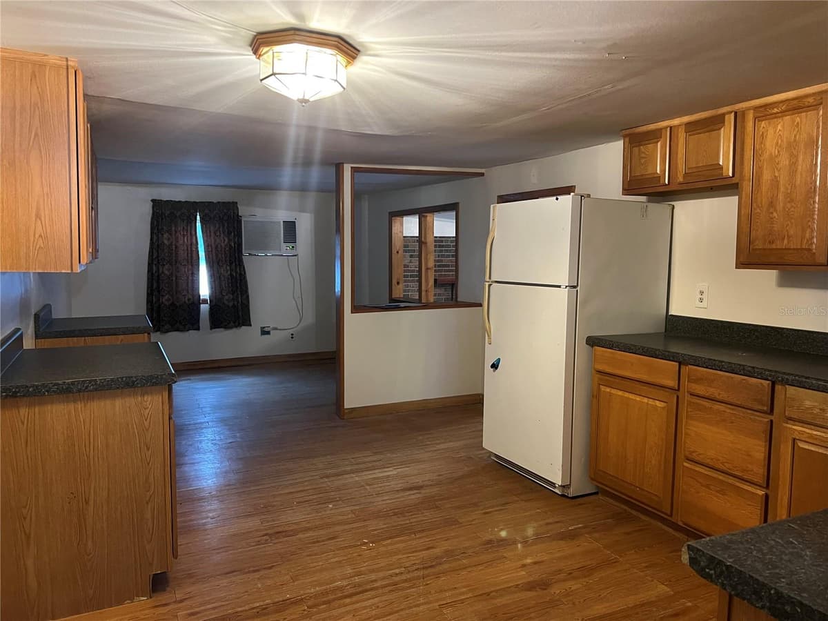 31800 SKYLINE DRIVE — photo 13 of 25