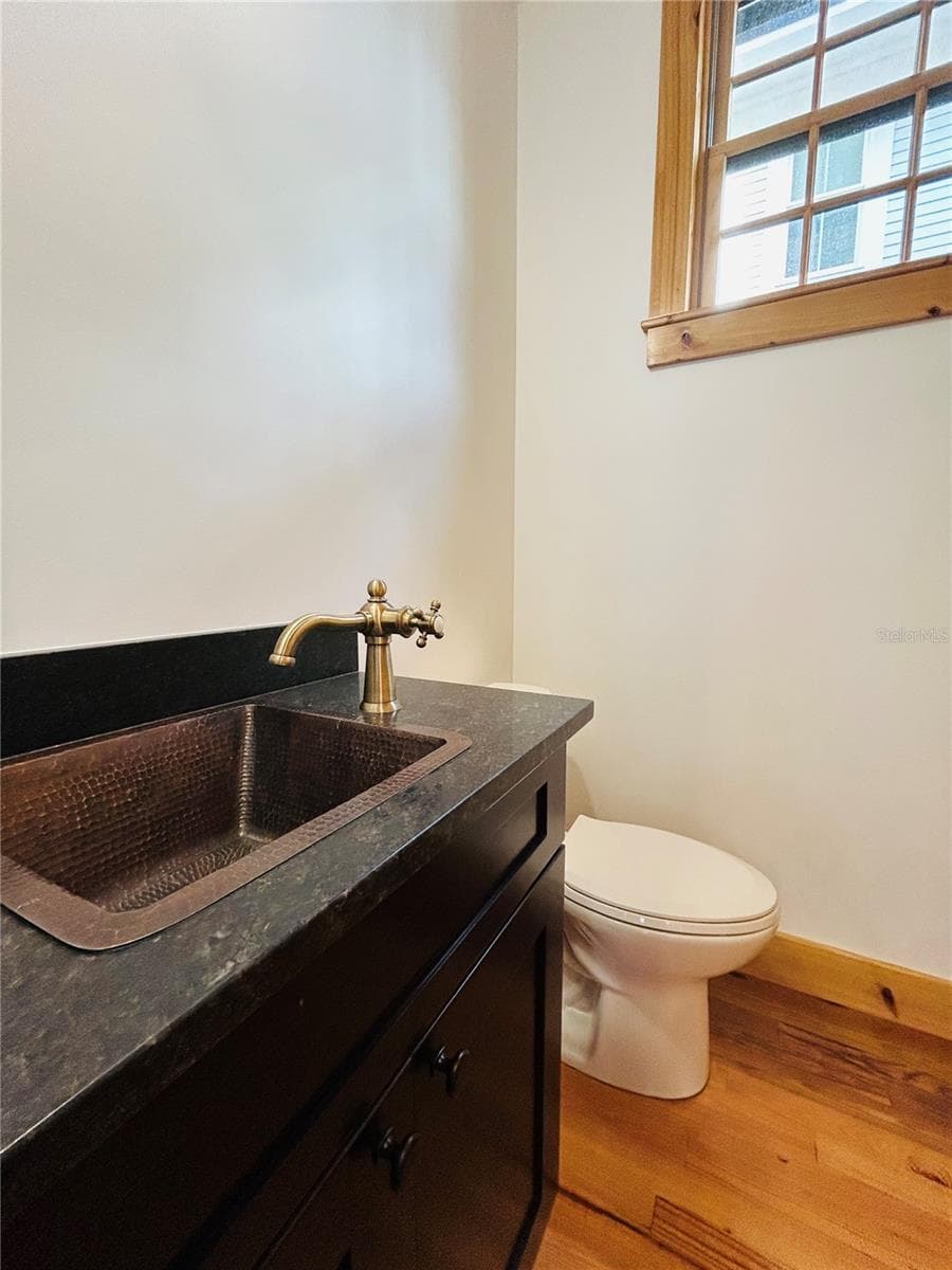 294 12TH AVENUE — photo 8 of 62