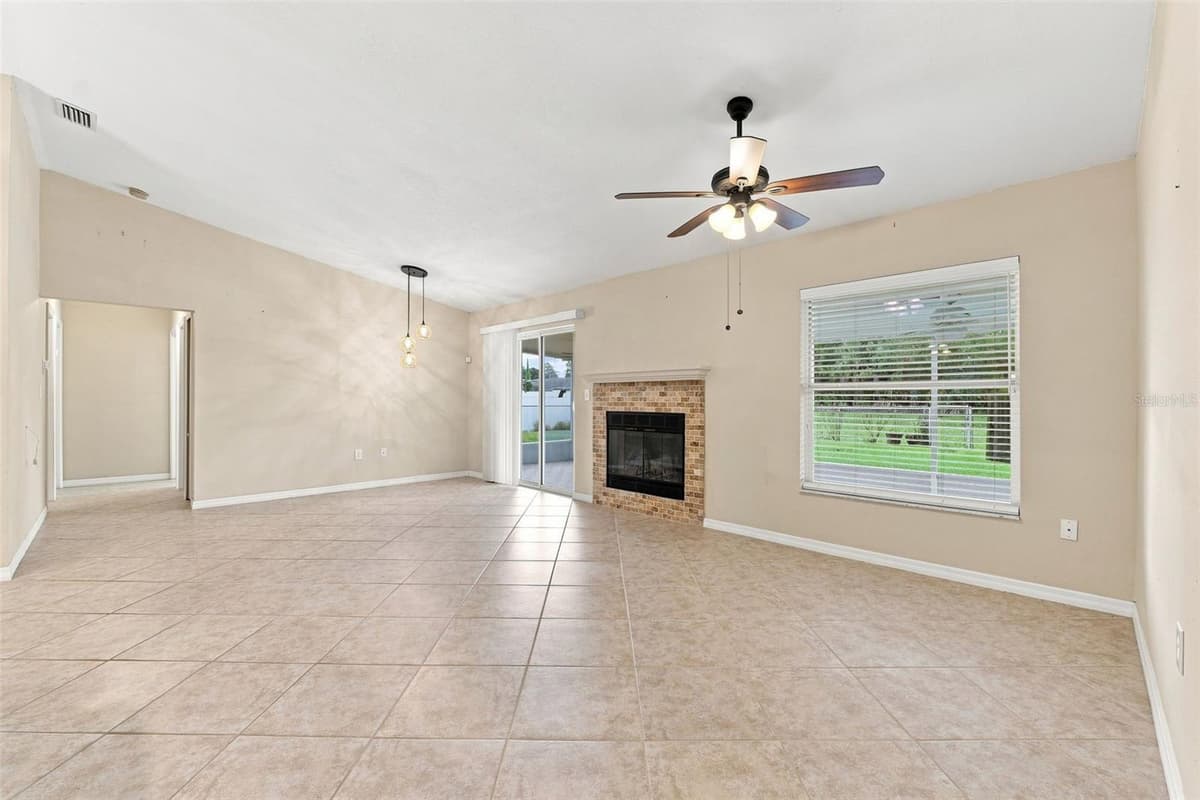 1531 DALLAM AVENUE — photo 4 of 42