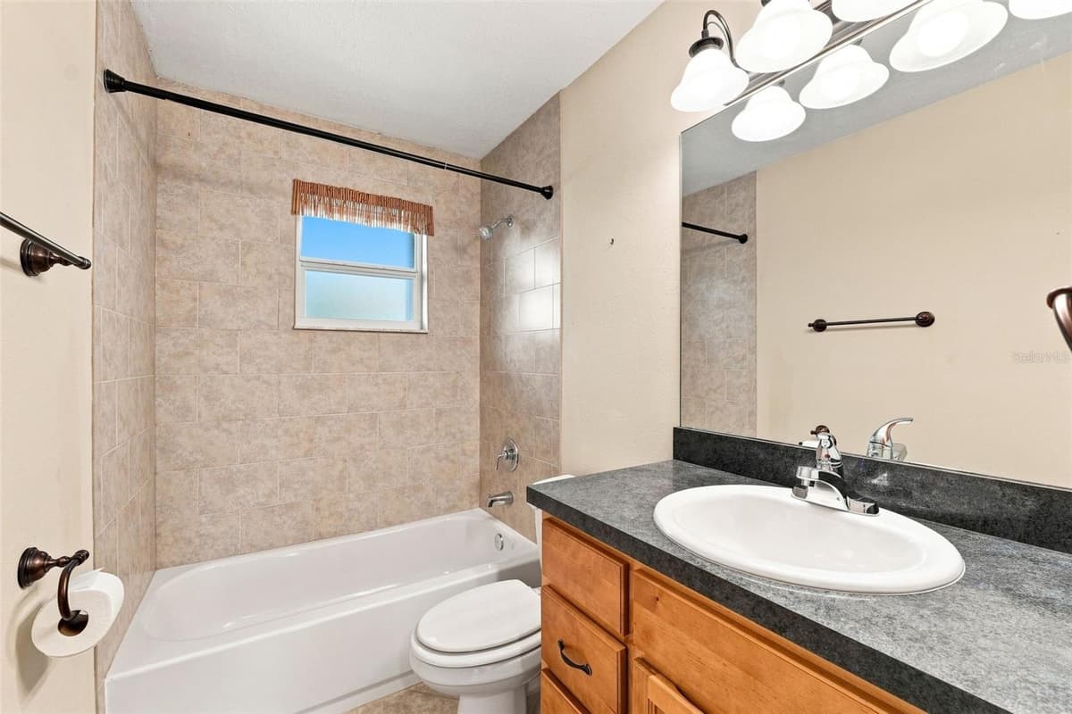 1531 DALLAM AVENUE — photo 25 of 42