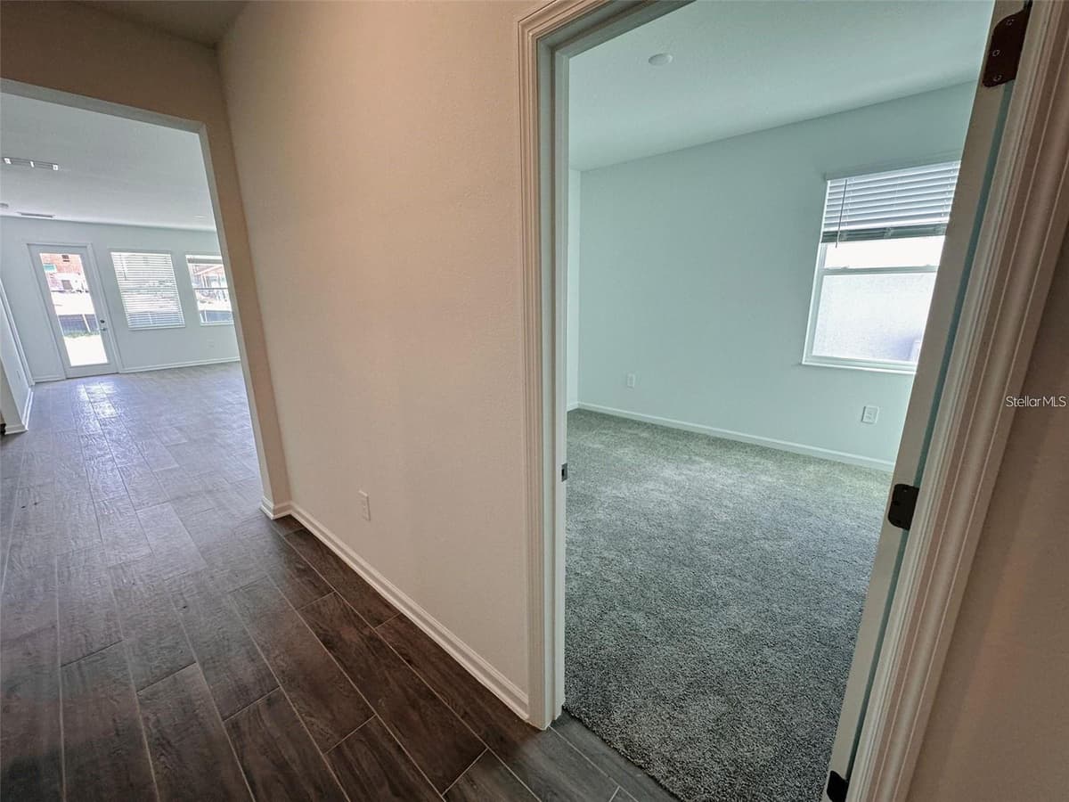 2665 ARMSTRONG AVENUE — photo 11 of 21