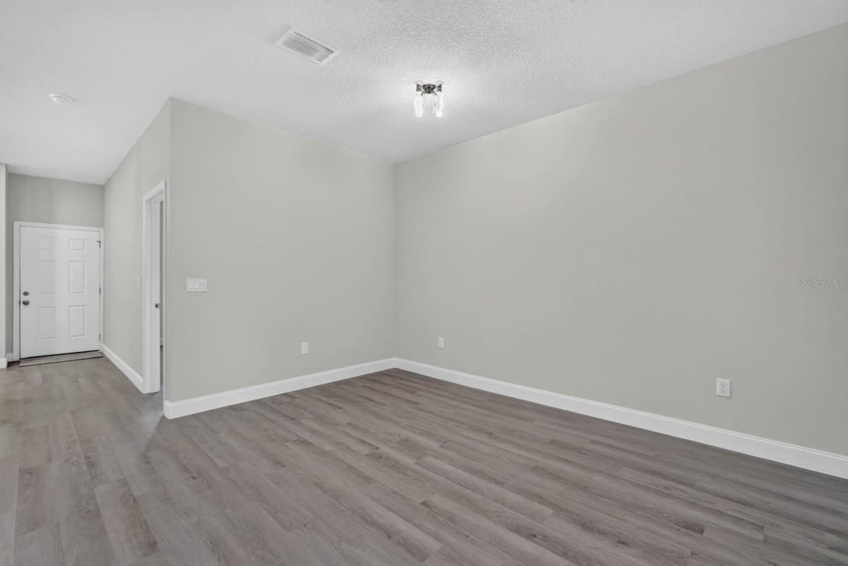 757 INDIANA STREET — photo 12 of 41