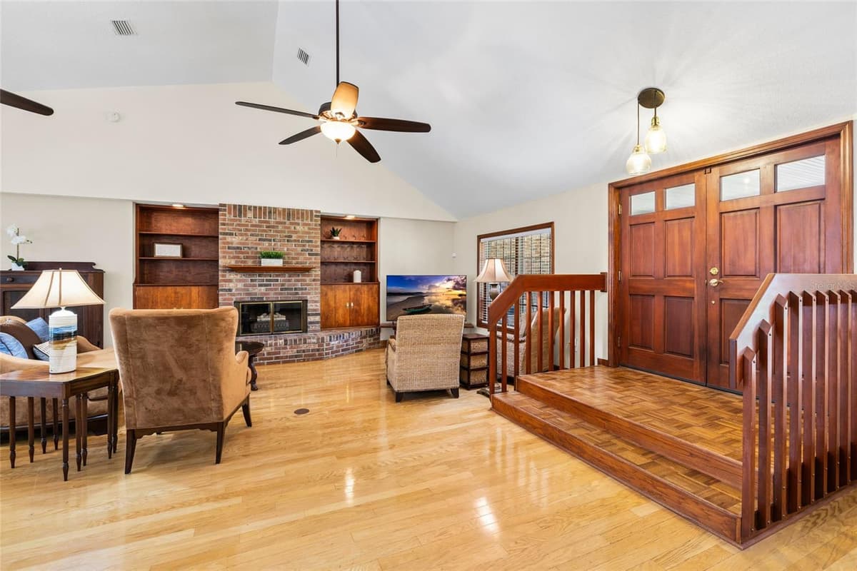 2707 WESTCHESTER DRIVE — photo 6 of 56
