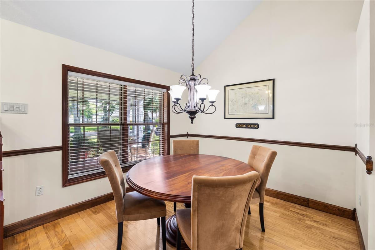 2707 WESTCHESTER DRIVE — photo 5 of 56