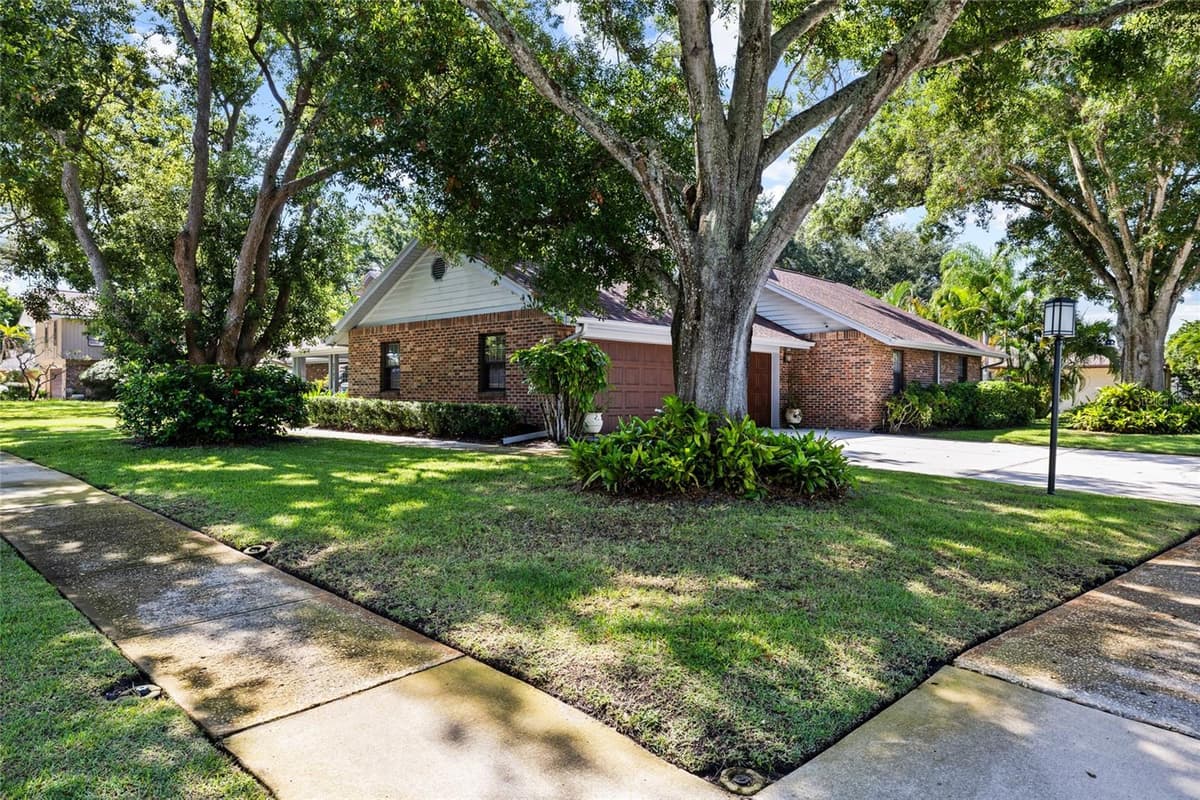 2707 WESTCHESTER DRIVE — photo 40 of 56