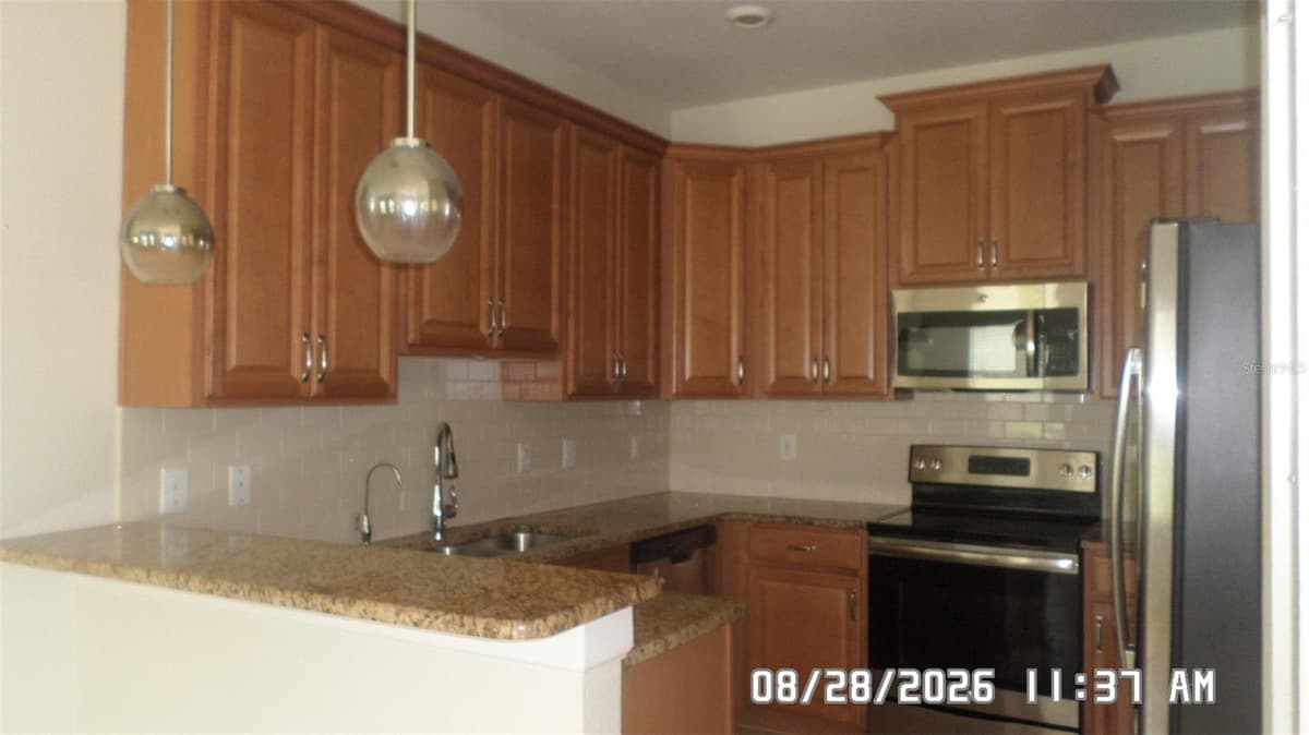 3547 FAIRWATERS COURT — photo 8 of 12