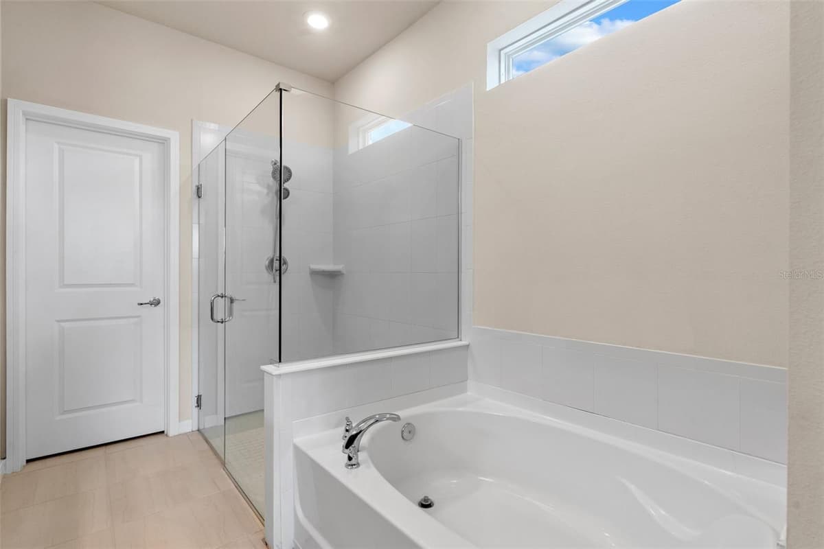 17319 MILLION LAKES COURT — photo 19 of 53