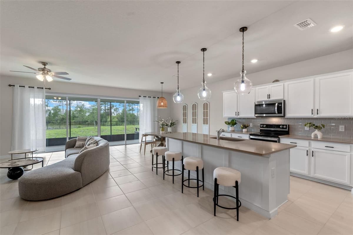 17319 MILLION LAKES COURT — photo 9 of 53