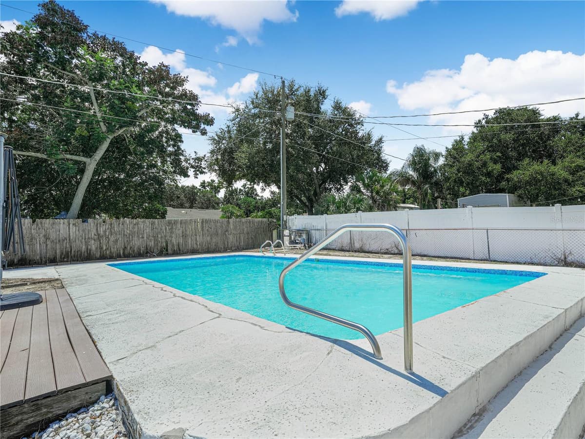 437 BROWARD TERRACE — photo 3 of 29