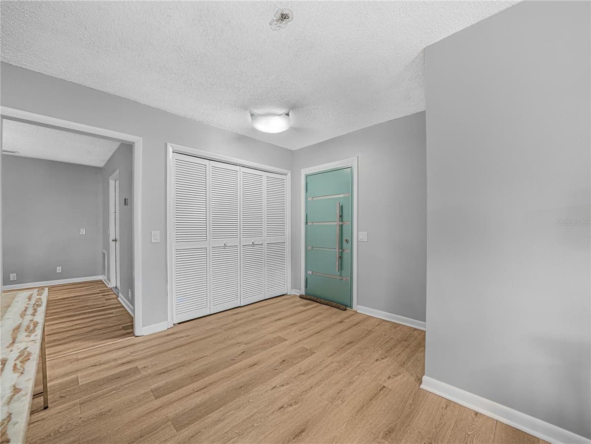 437 BROWARD TERRACE — photo 7 of 29