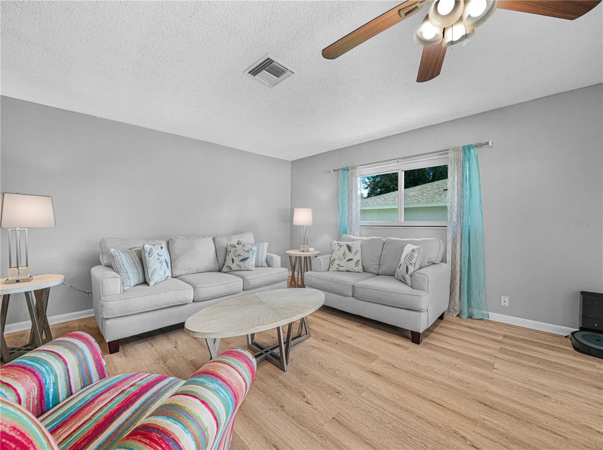 437 BROWARD TERRACE — photo 8 of 29